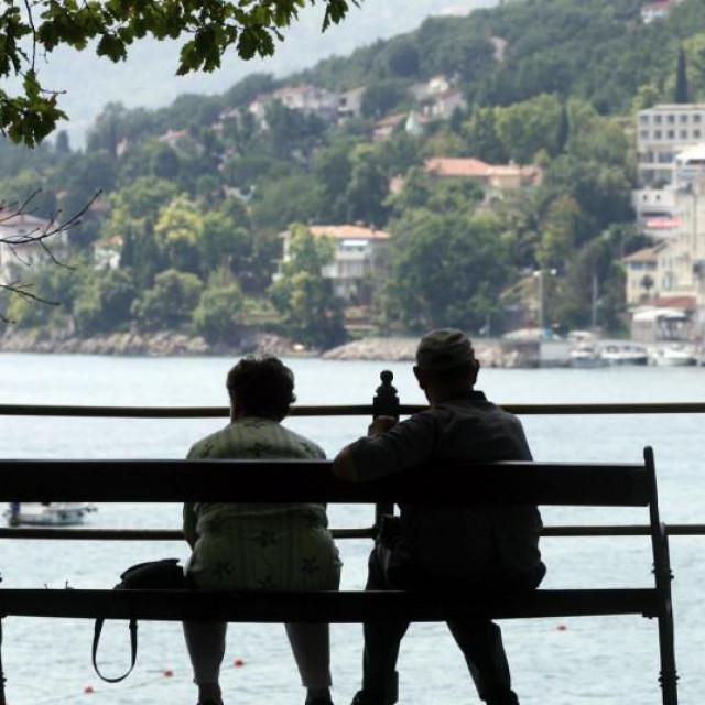 Turisti u Opatiji