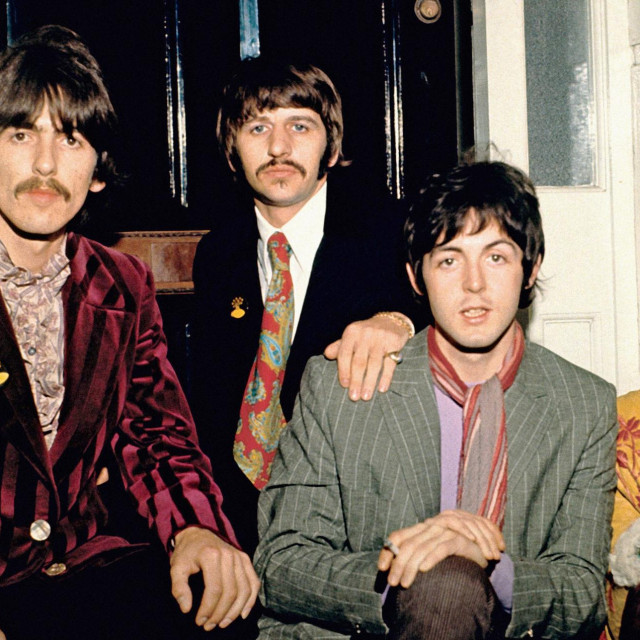The Beatles (George Harrison, Ringo Starr, Paul McCartney i John Lennon)