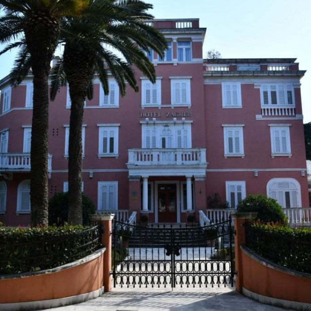Hotel ‘Zagreb‘ u Dubrovniku, u vlasništvu ruskog poduzetnika Mihaila Šelkova