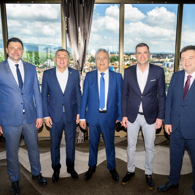 Davor Bernardić, Ivica Lovrić, Pavle Kalinić, Mislav Herman i Tomislav Jonjić