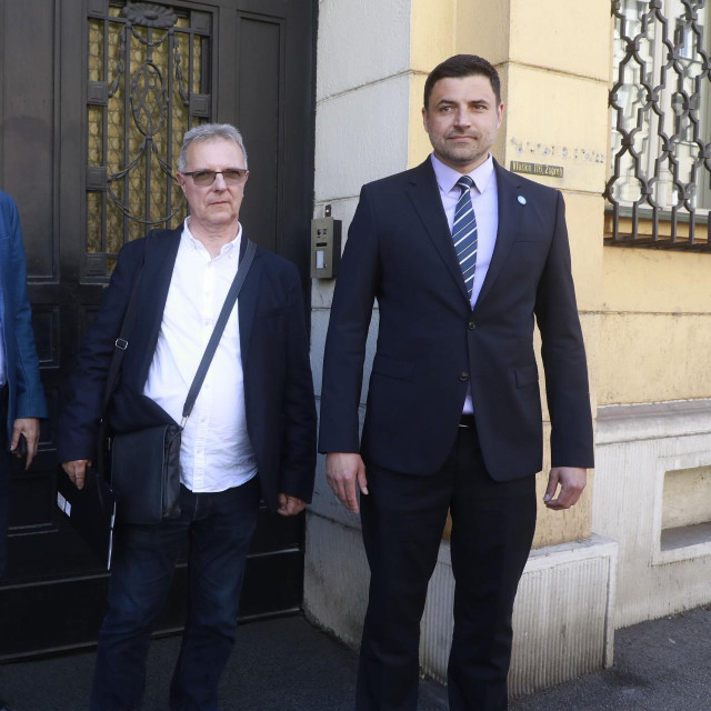 Trpimir Goluža, Ivo Farčić, Davor Bernardić
 